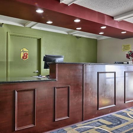 Super 8 By Wyndham Bangor Otel Dış mekan fotoğraf