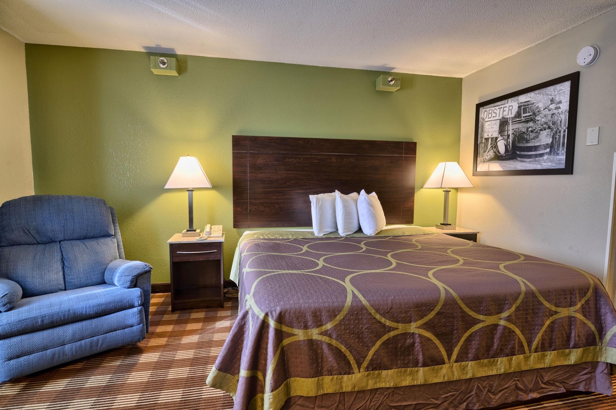 Super 8 By Wyndham Bangor Otel Dış mekan fotoğraf