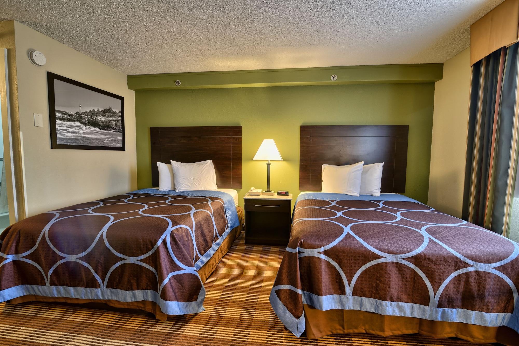 Super 8 By Wyndham Bangor Otel Dış mekan fotoğraf