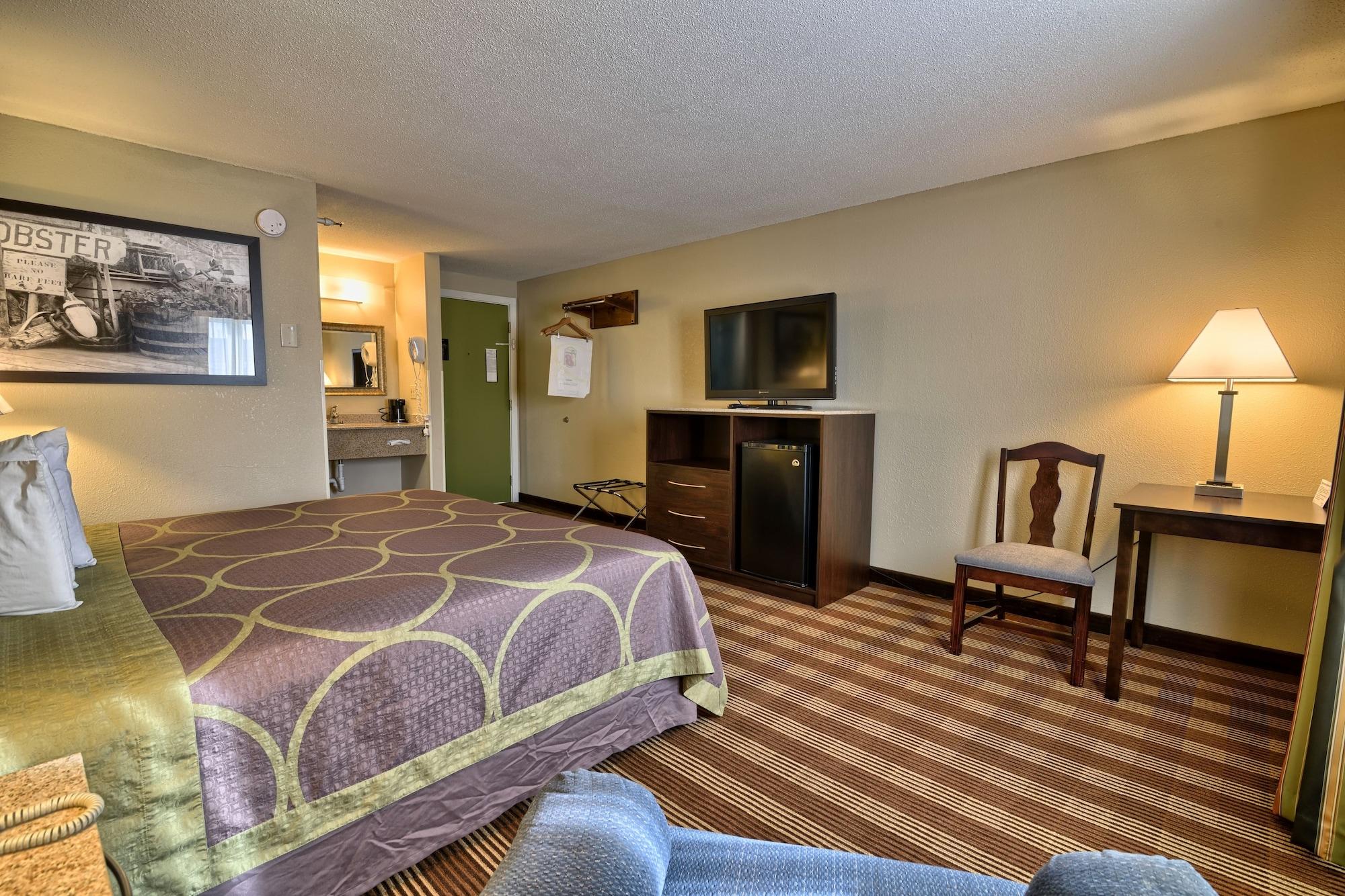Super 8 By Wyndham Bangor Otel Dış mekan fotoğraf
