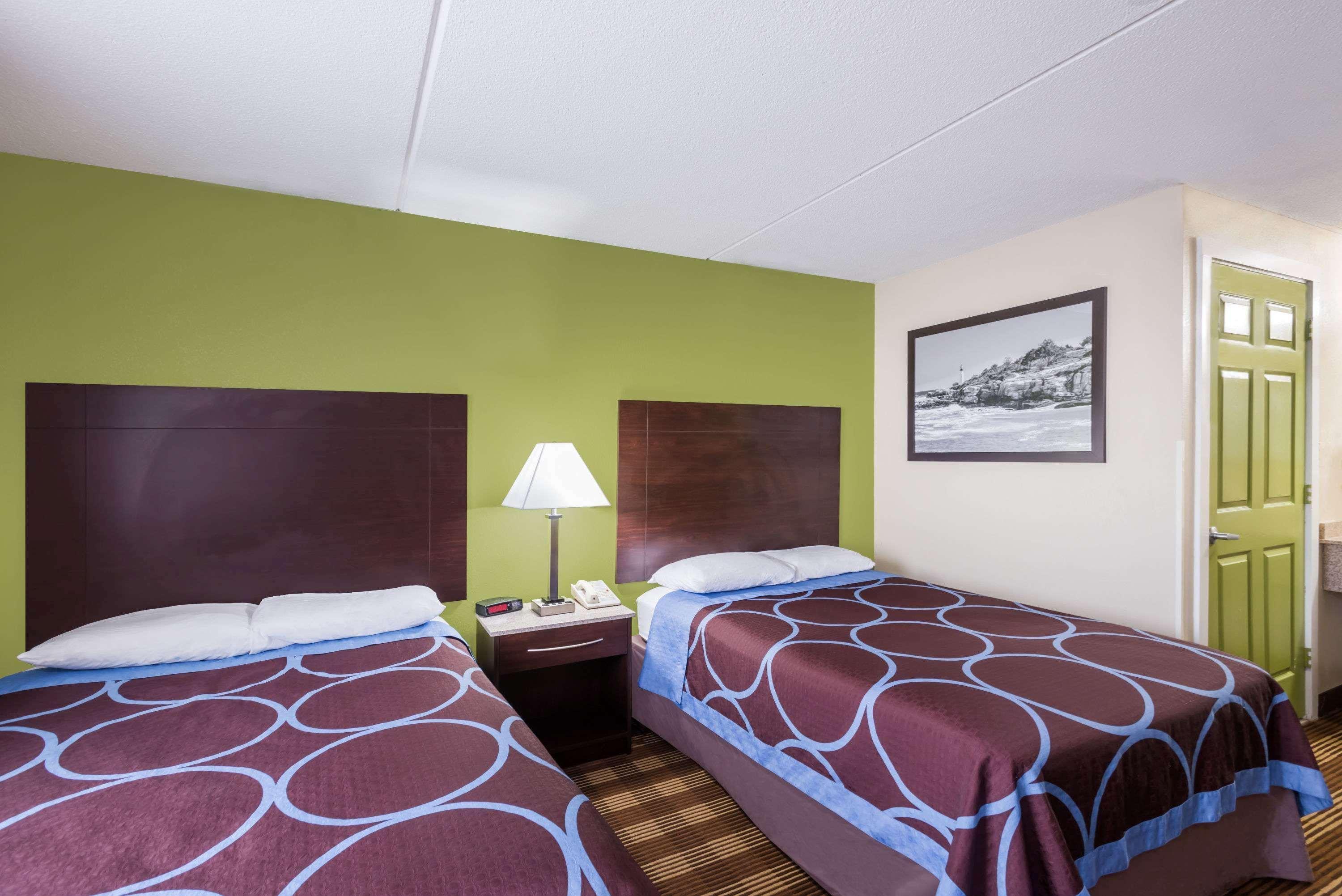 Super 8 By Wyndham Bangor Otel Dış mekan fotoğraf