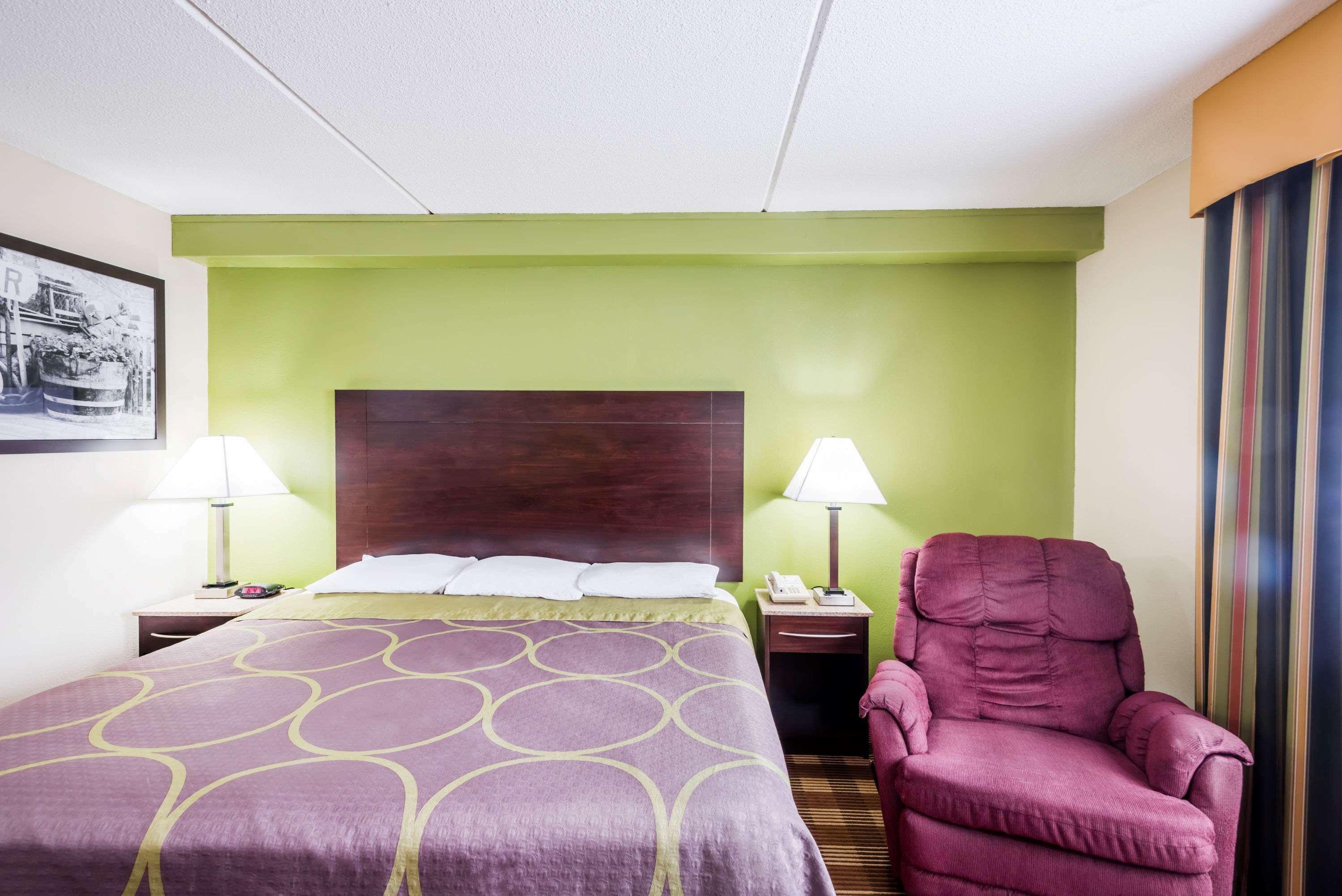 Super 8 By Wyndham Bangor Otel Dış mekan fotoğraf